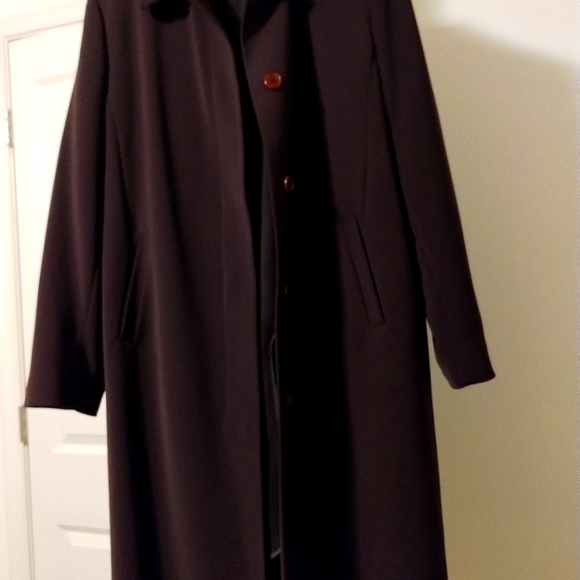 Brown Gallary coat with lining - Picture 1 of 1